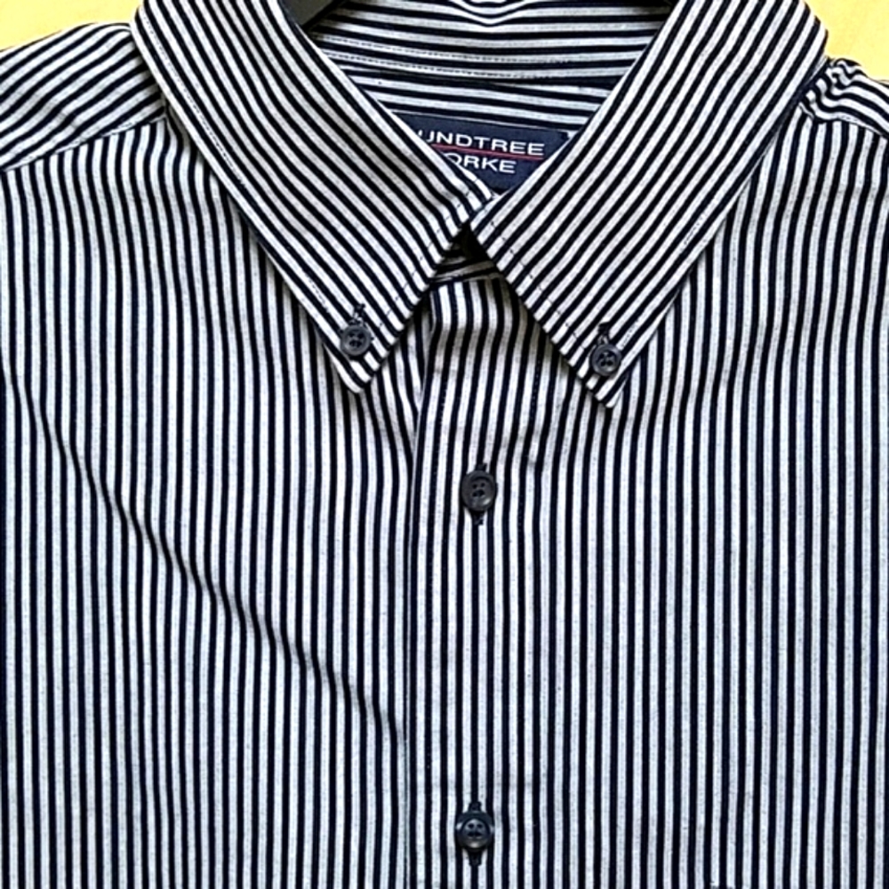 Roundtree And Yorke Button Down - image 2